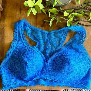 Victoria Secret lace, blue bralette. Size Large.